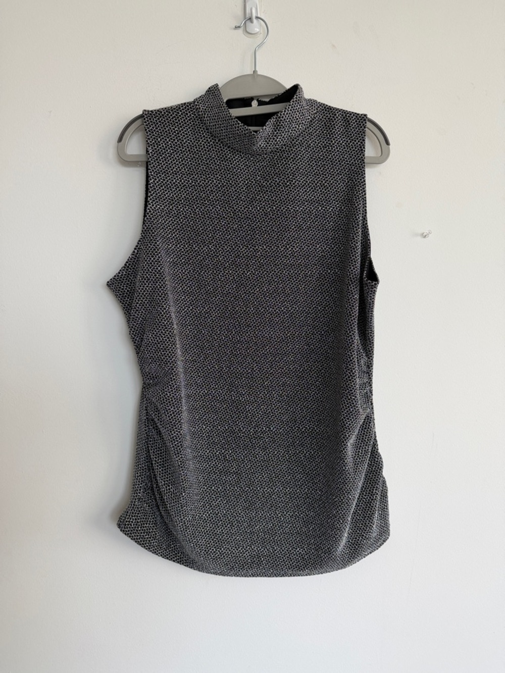 Michael Kors Textured Sleeveless Mock Neck Top in Black and White
